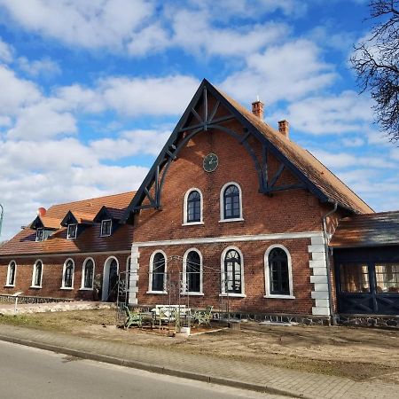 Inspektorenhaus Dobbin Ferienpension Esterno foto